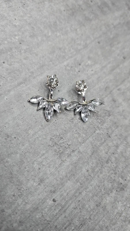 boucles d'oreilles neuf - 2 paires en 1 - strass brillants argenté fleurs - pendante