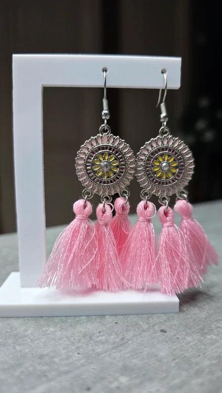 boucles d'oreilles - neuf - mandala pompons strass - rose jaune argenté - style amérindien légère pendante