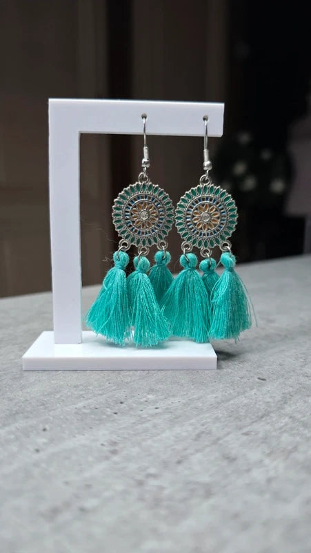 boucles d'oreilles - neuf - mandala pompons strass - rose jaune argenté - style amérindien légère pendante