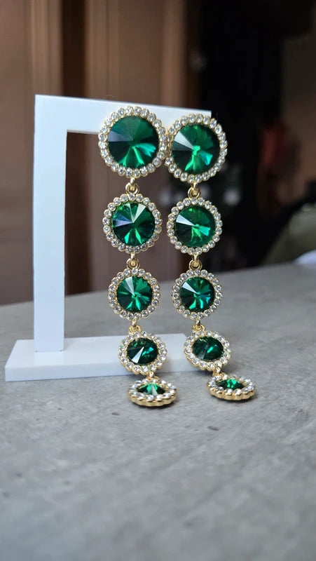 Boucles d'oreilles strass pierre facette effet émeraude - longue pendante - doré vert argenté - neuf