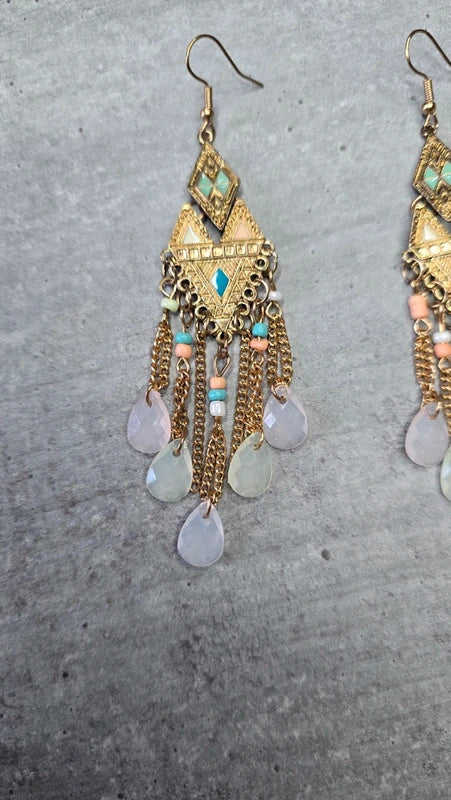 boucles d'oreilles chic - neuf - doré rose bleu - bohème aztèque ethnique pierres perles légère longue