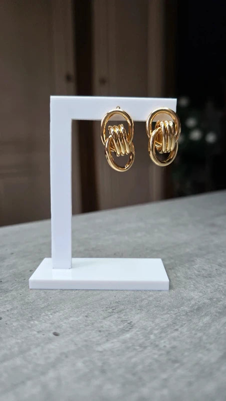 boucles d'oreilles - neuf - chic et tendance- doré - maillons entrelacés - rond - pendante légère