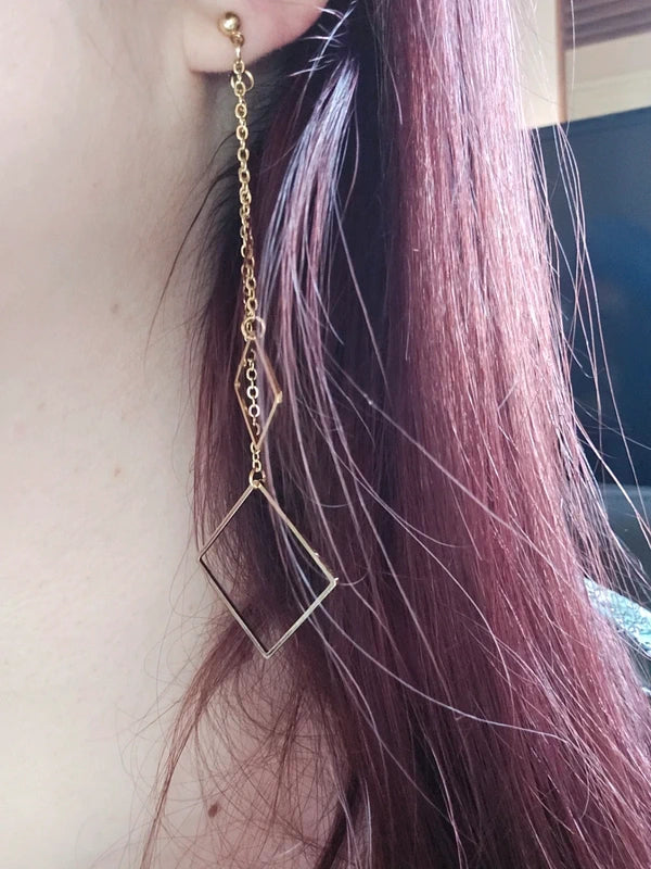 Boucles d'oreilles - neuf - doré - géométrique carré losange - chic tendance légère pendante longue