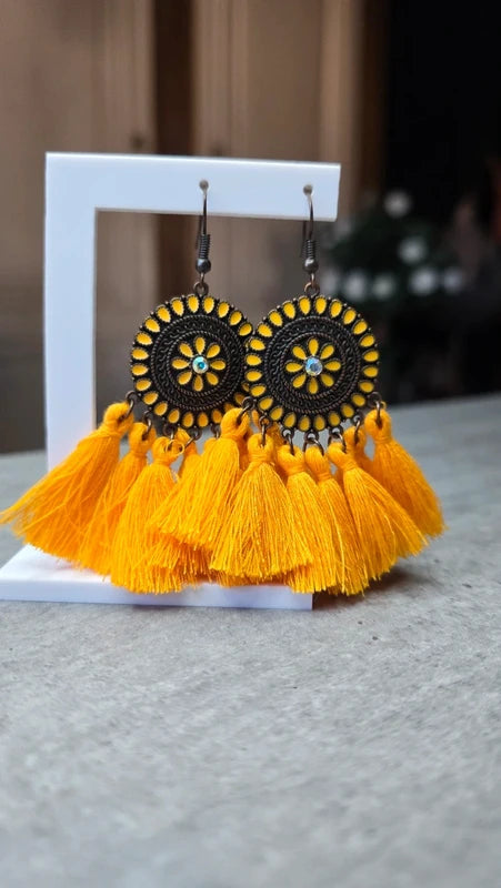boucles d'oreilles - neuf - mandala pompons strass - jaune violet corail - style amérindien légère pendante