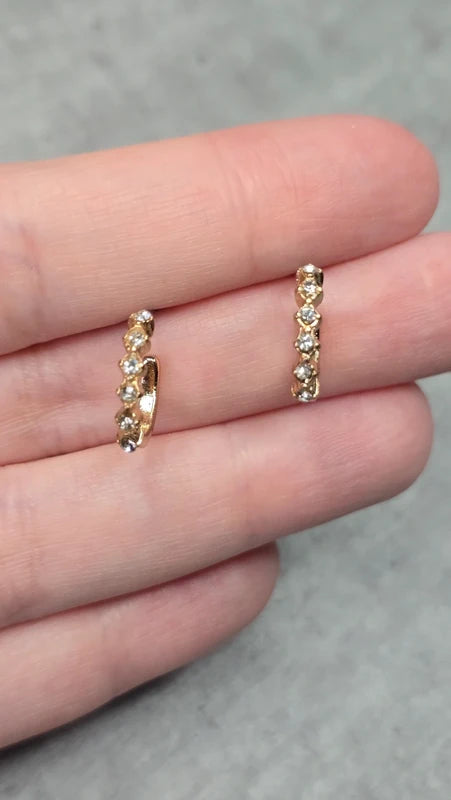 Boucles d'oreilles neuf - doré argenté strass - type petite créole - chic tendance légère