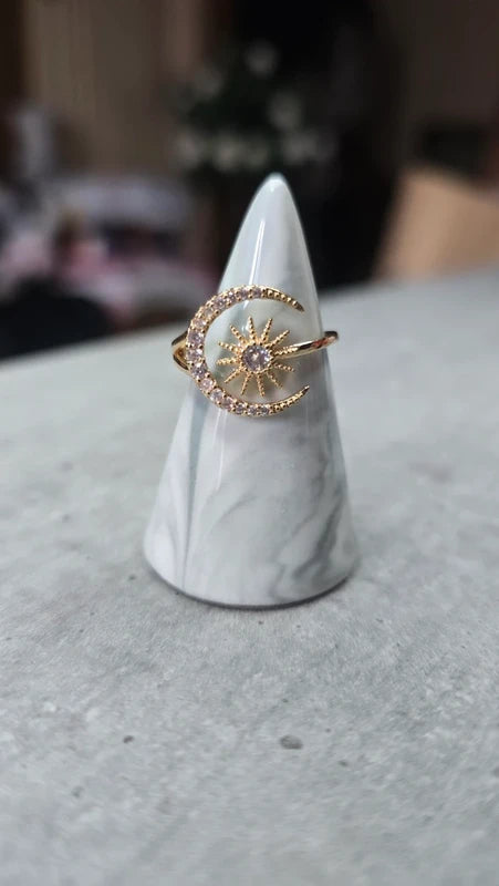 Bague neuf - doré argenté - strass lune soleil - taille ajustable - tendance