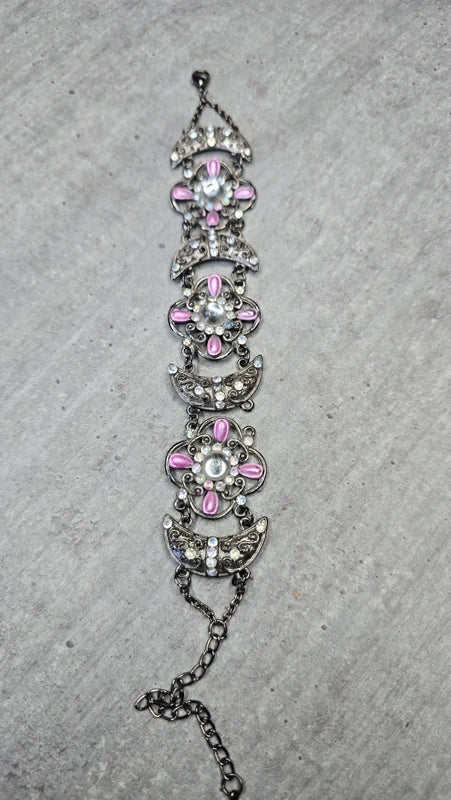 Bracelet manchette vintage chic - fleurs lune strass perles argent vieilli - ajustable - rose blanc - élégant