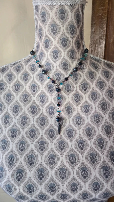 collier vintage - pendentif perles noires pierres turquoises - style bohème ethnique