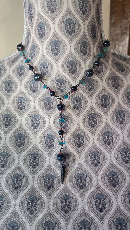 collier vintage - pendentif perles noires pierres turquoises - style bohème ethnique