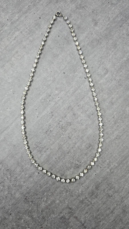 Collier ras de cou vintage - pierre strass argenté - style minimal chic tendance élégant