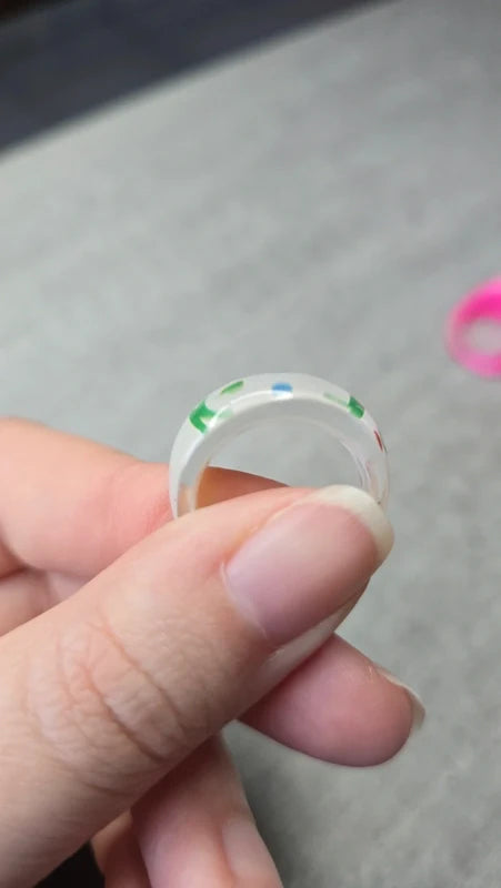 bague vintage - large bombée - pop art rétro - années 90 2000-  motifs blanc vert rouge