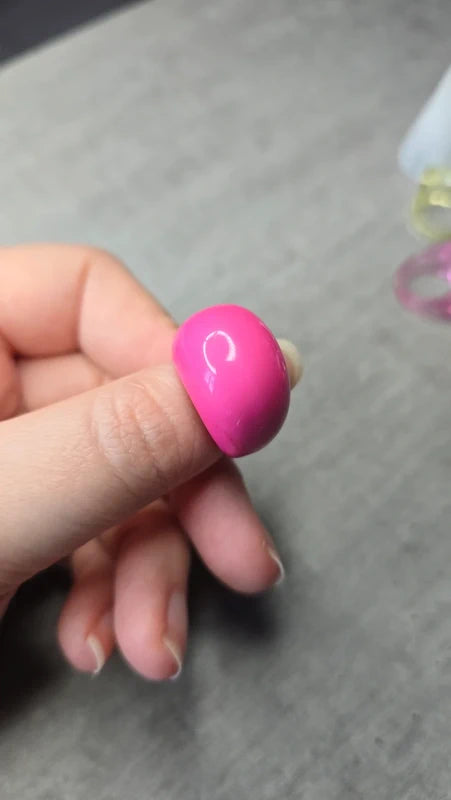 bague vintage - large bombée - pop art rétro années 90 2000 - rose fuchsia