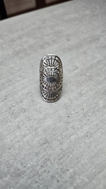 bague - longue large ajourée - argenté - style bohème graphique