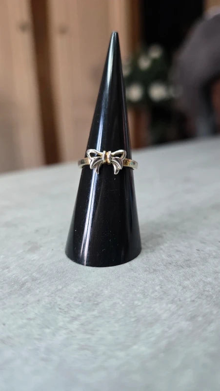 bague - neuf - doré argenté - noeud - fille ado femme doigt fin