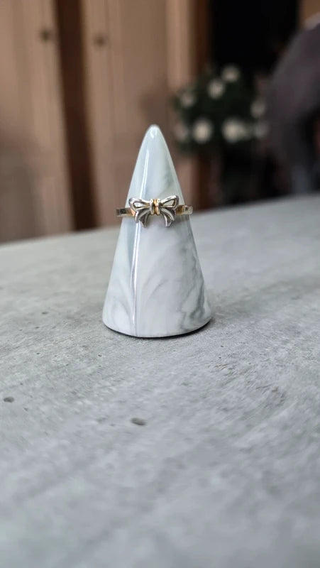 bague - neuf - doré argenté - noeud - fille ado femme doigt fin