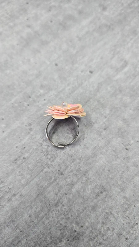 bague vintage - argenté avec fleur - sequin rose brillant perles - élégant chic ajustable