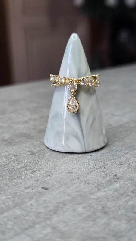 bague - neuf - doré argenté - effet diadème princesse - strass pampille charms pendentif goutte brillant - chic