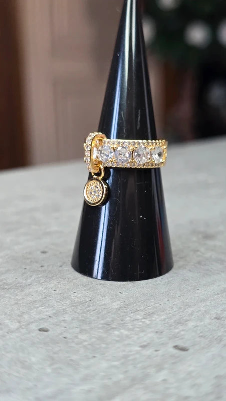 bague - doré - style luxe - strass brillant pampille charms breloque pendentif rond scintillant - chic