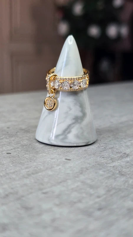 bague - doré - style luxe - strass brillant pampille charms breloque pendentif rond scintillant - chic