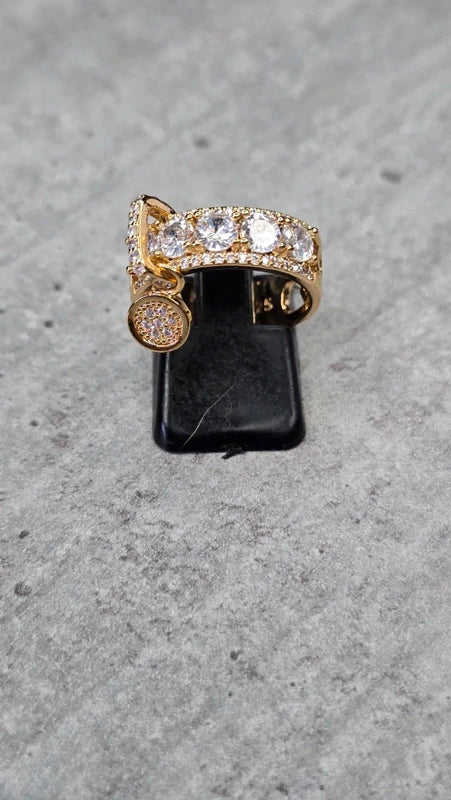 bague - doré - style luxe - strass brillant pampille charms breloque pendentif rond scintillant - chic