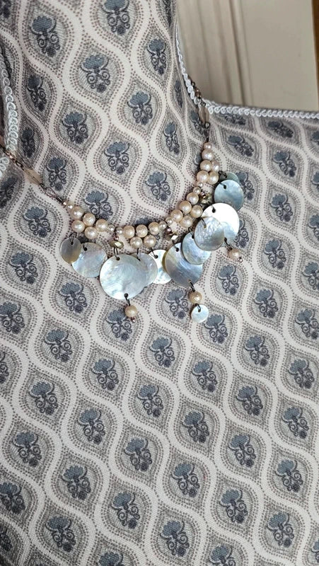 collier vintage - neuf - réversible - nacre véritable - perles blanc beige brun doré rose - luxe chic élégant