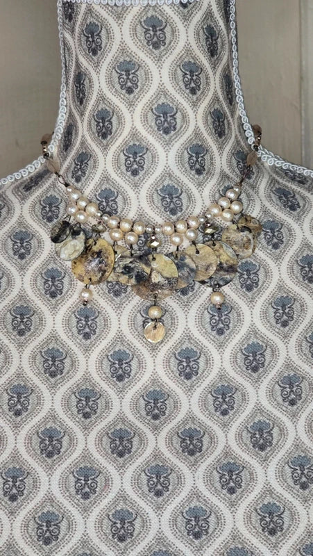 collier vintage - neuf - réversible - nacre véritable - perles blanc beige brun doré rose - luxe chic élégant