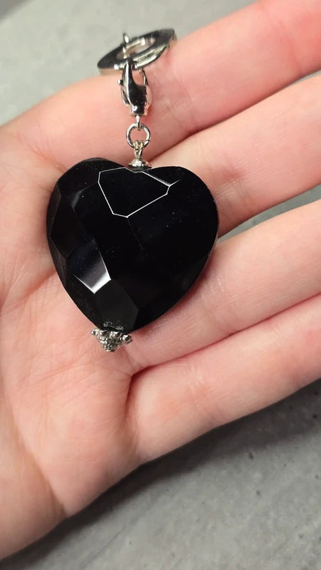 Collier vintage - chaine argenté - pendentif coeur noir facetté laqué - effet cristal brillant - amovible