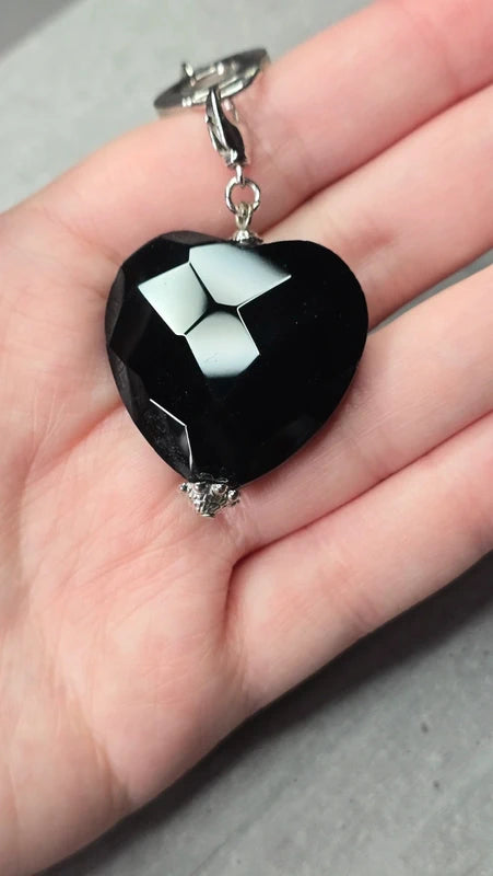 Collier vintage - chaine argenté - pendentif coeur noir facetté laqué - effet cristal brillant - amovible