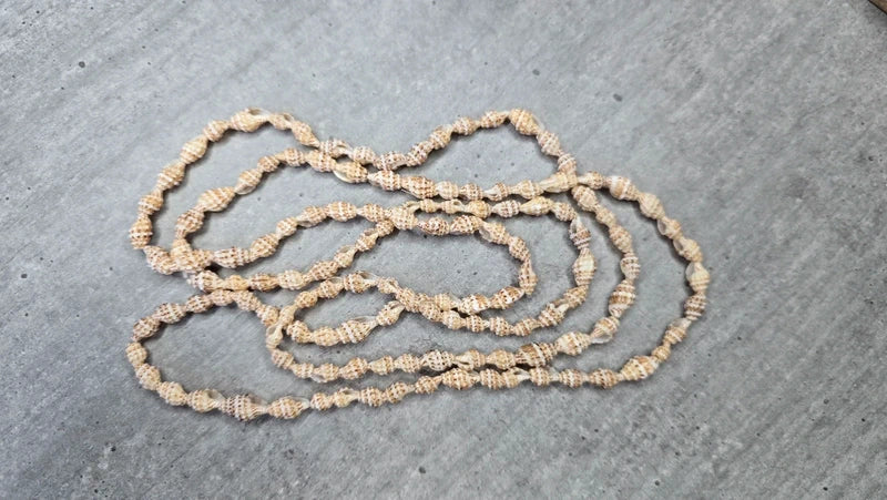 collier sautoir  vintage - neuf - pierre type coquillage - esprit plage nylon