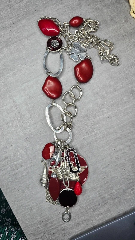 collier sautoir vintage - chaine maillon argenté - pendentif pierre perle ange rouge bordeaux - rare original