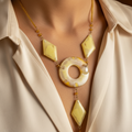 collier rare - original - verre soufflé vert jaune - artistique - perle jaune - artisanal