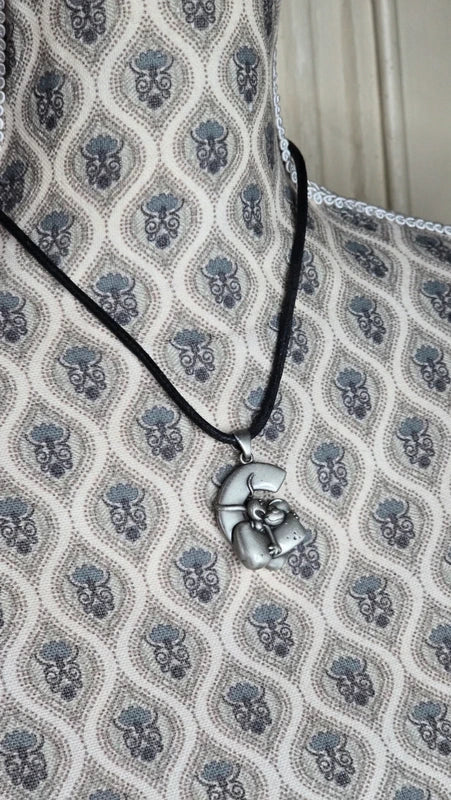 Collier vintage - neuf - années 2000 - Diddl - initial lettre C- Y2K - rare - femme homme enfant adolescent