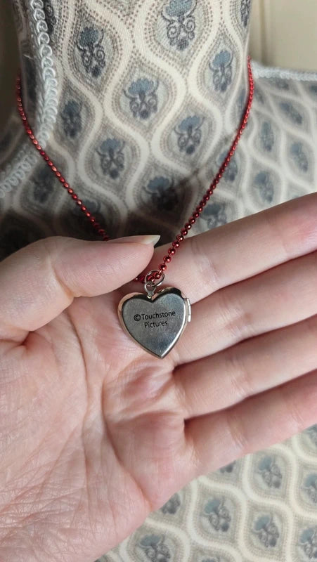 collier rare vintage - Disney Jack Skellington Sally - pendentif coeur ouvrant - officiel tim burton