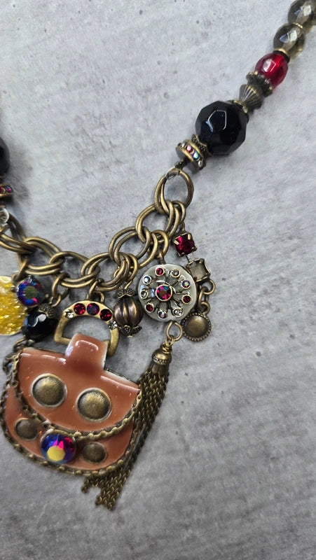 collier vintage - neuf - rétro - chaine doré - pendentif charms féminin sac chaussure perles pierres strass - acier