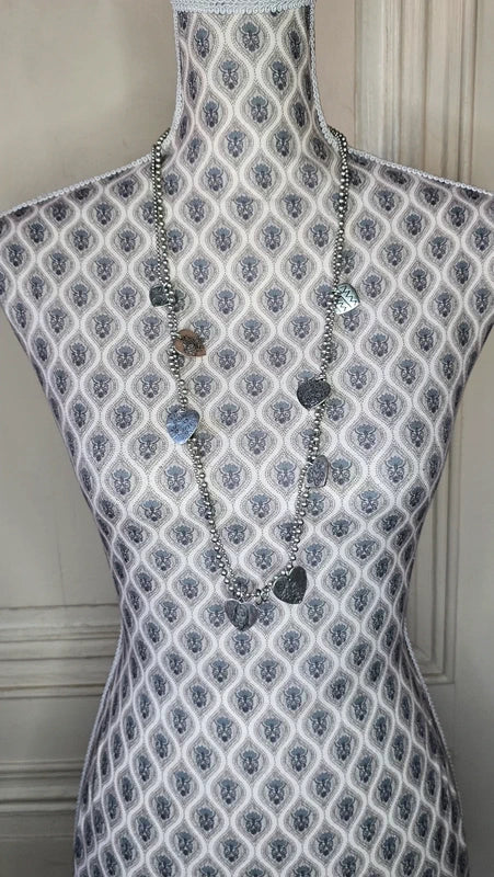 collier sautoir vintage - double chaine perles argenté - pendentifs coeur gravure - réversible - rétro