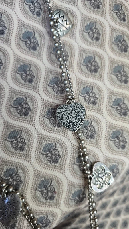 collier sautoir vintage - double chaine perles argenté - pendentifs coeur gravure - réversible - rétro