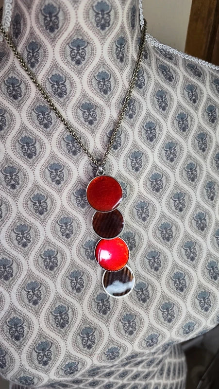 collier vintage - pendentif en cascade - 4 cercles rond orange irisé marron rayure - rétro