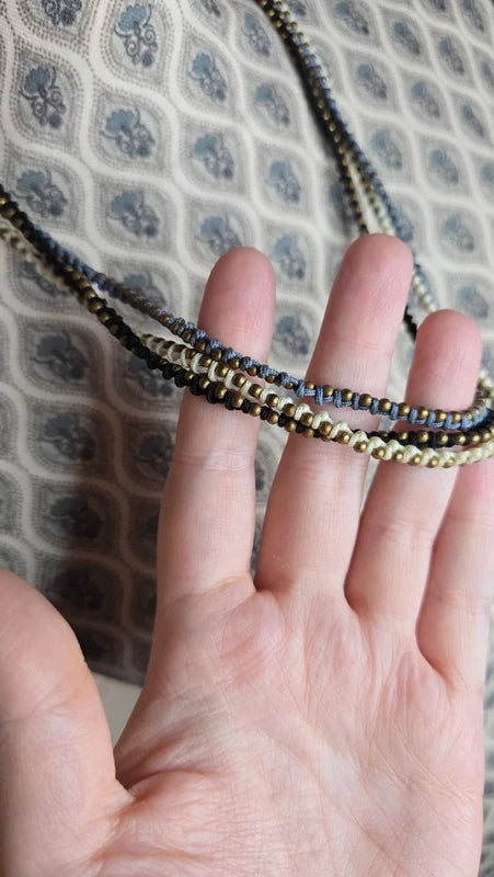 collier ou bracelet -  neuf - multi rang cordon tresse - perle métallique doré bronze - gris noir blanc - bohème tendance