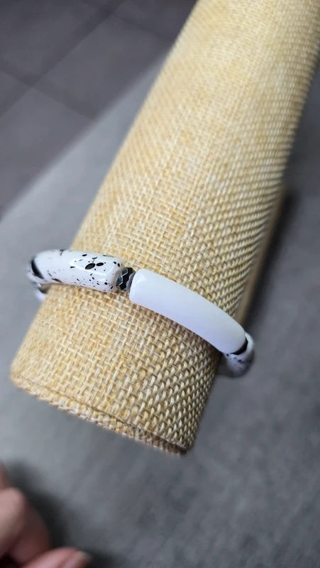 Bracelet - fait main - tube acétate noir blanc dalmatien - pierre naturelle hématite - extensible tendance