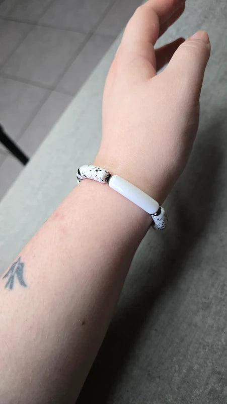 Bracelet - fait main - tube acétate noir blanc dalmatien - pierre naturelle hématite - extensible tendance