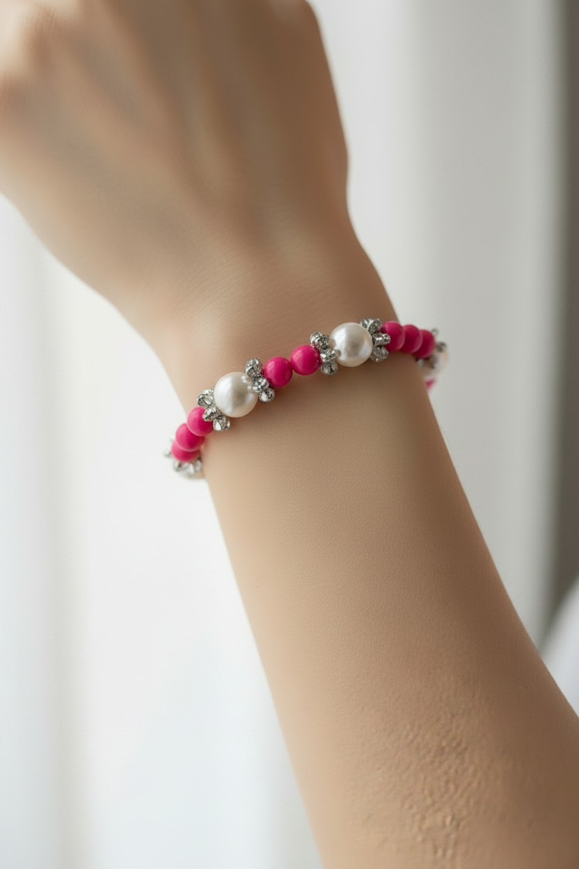 bracelet vintage - perles rose fuchsia brillant blanc nacre fleurs argenté - fantaisie chic - élastique