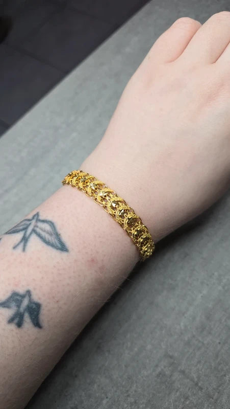 bracelet vintage - neuf - effet gourmette - acier inoxydable doré - motif ajouré travaillé maille - style rétro - chic