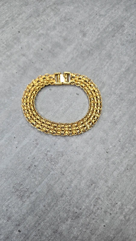 bracelet vintage - neuf - effet gourmette - acier inoxydable doré - motif ajouré travaillé maille - style rétro - chic