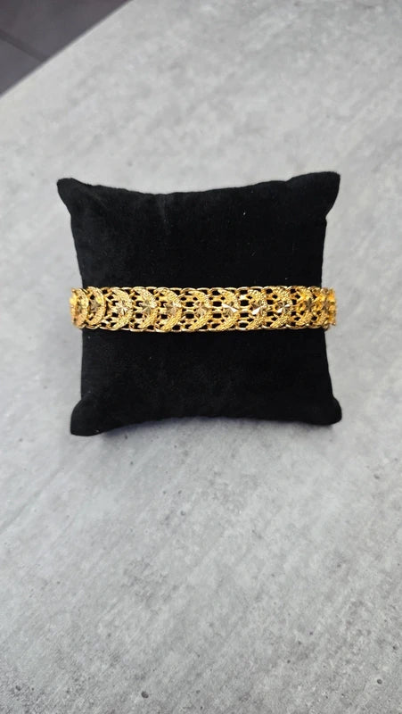 bracelet vintage - neuf - effet gourmette - acier inoxydable doré - motif ajouré travaillé maille - style rétro - chic