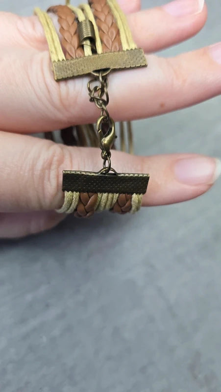bracelet manchette vintage - neuf - cordon tresse simili cuir beige marron - pendentif love dream believe infini