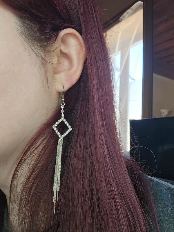 boucles d'oreilles vintage - neuf - strass argenté - longue pendante - élégante chic - légère - chaine fine