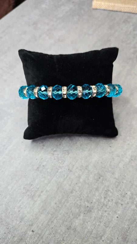 bracelet vintage - perles facette bleu turquoise - brillant strass argenté - élastique - chic élégant