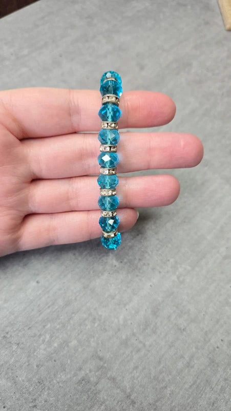 bracelet vintage - perles facette bleu turquoise - brillant strass argenté - élastique - chic élégant