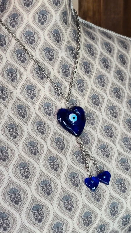 collier vintage - chaine maillon argenté - pendentif coeur verre-  bleu - coeur oeil turc nazar