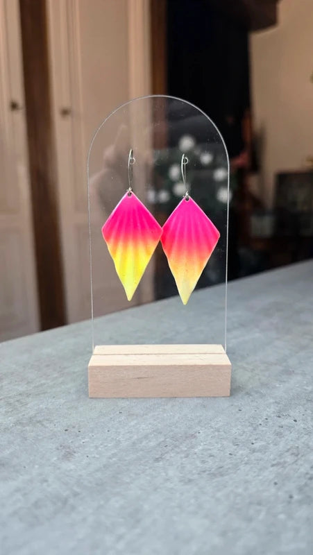 boucles d'oreilles vintage - dégradé rose et jaune fluo - effet relief - pendante légère original fun